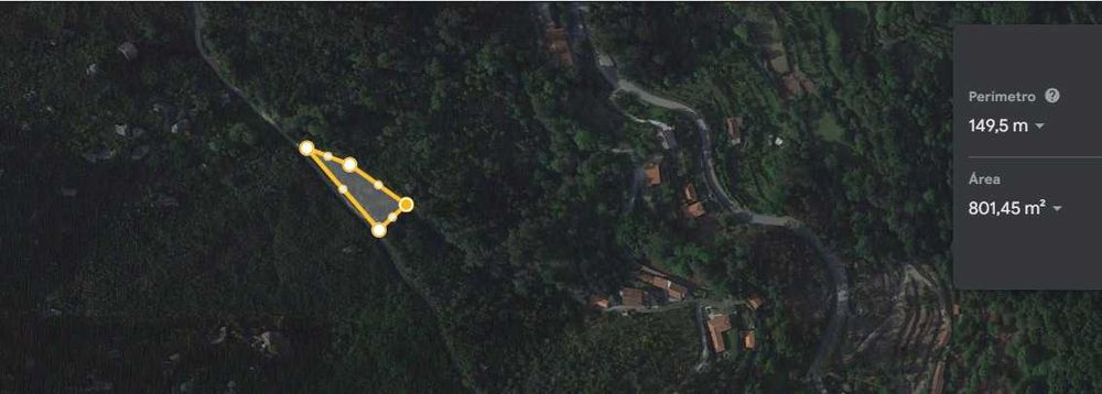 Terreno / Gerês / Rio Caldo