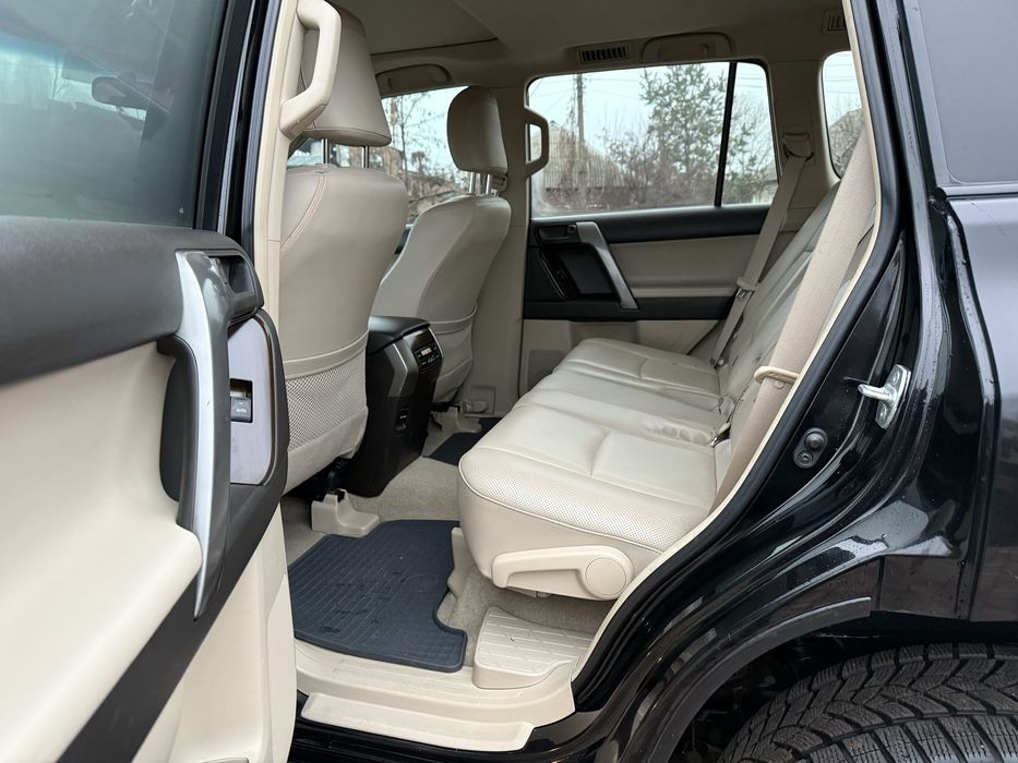 Тойота Прадо 150 4,0 люк кожа официал