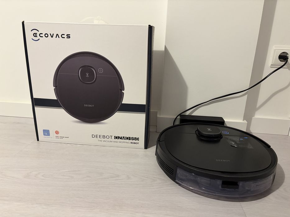 Robot Aspirador com Mopa Ecovacs Deebot Ozmo 950