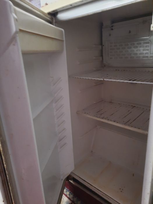 Продам РОБОЧИЙ холодильник Мінськ(Атлант)