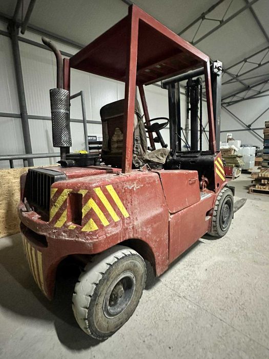 Погрузчик Балканкар