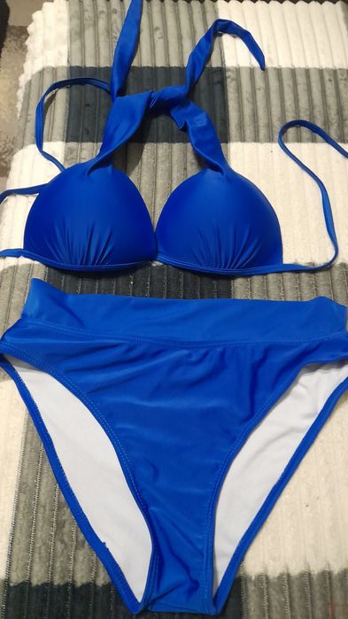 Продам купальник