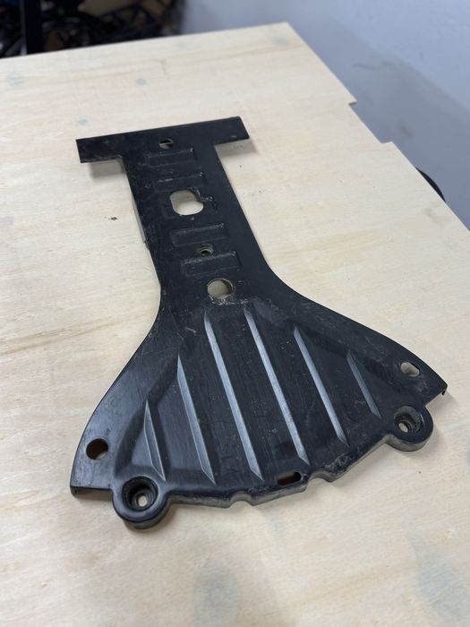 Oryginalne osłony  spodu bumper Cf moto 850/1000 G2 osłony przegubów wachaczy