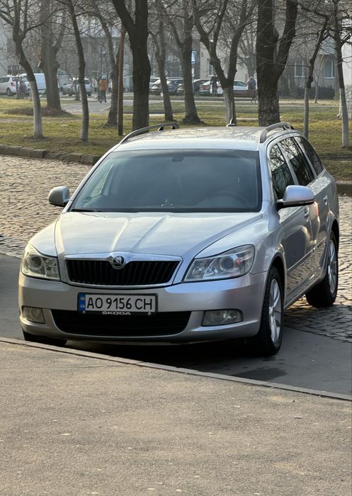 Продам Skoda Octavia  a 5 restail 2012 року в непоганому стані 8/10
