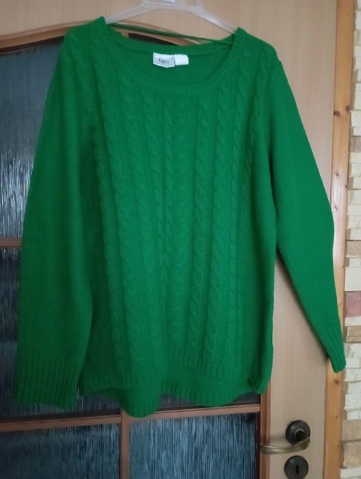 Sweterek zielony damski 44