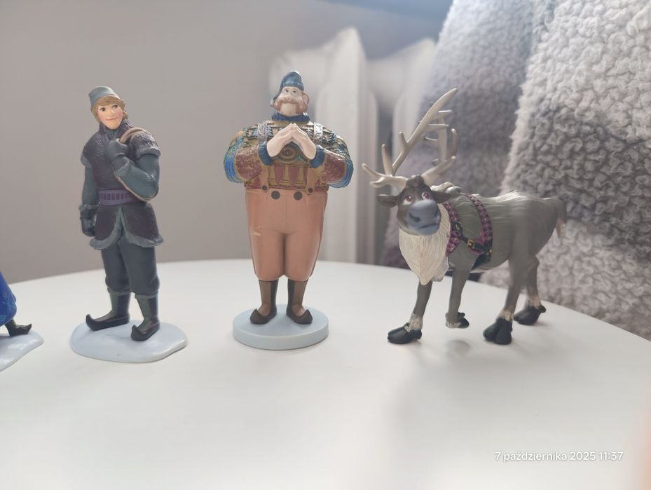 Figurki z krainy Lodu, Elza, Anna, Chris, Sven