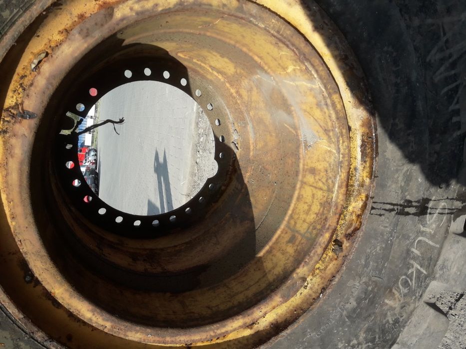 26.5-25 całe koło ładowarka zalana silikonem