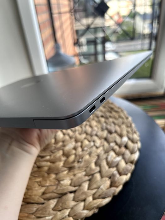 macbook air 13,3'' - купити ноутбуки - Ціна на OLX.ua