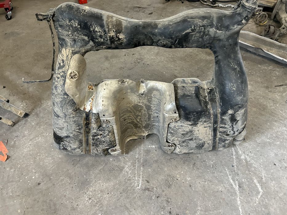 Zbiornik Bak paliwa audi S3 8L QUATTRO