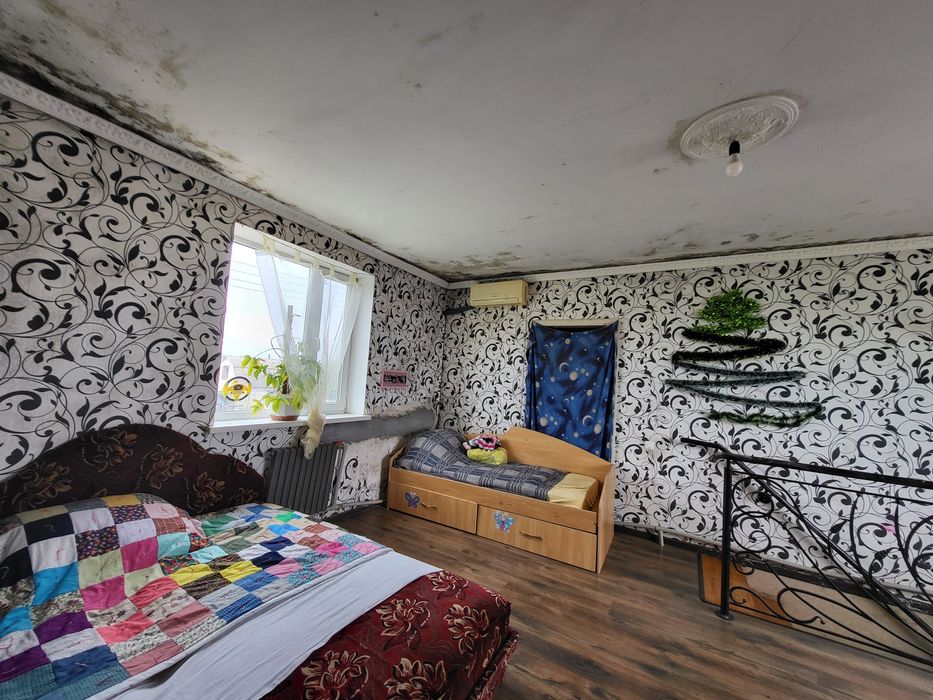 Продажа дома рядом с Подпорожнянкой / 12 соток приват.земли .