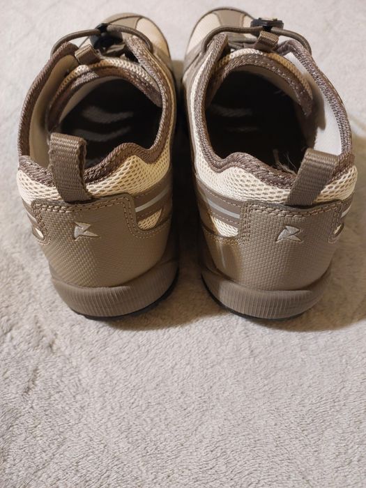 Ecco terracruise w rozmiarze 38