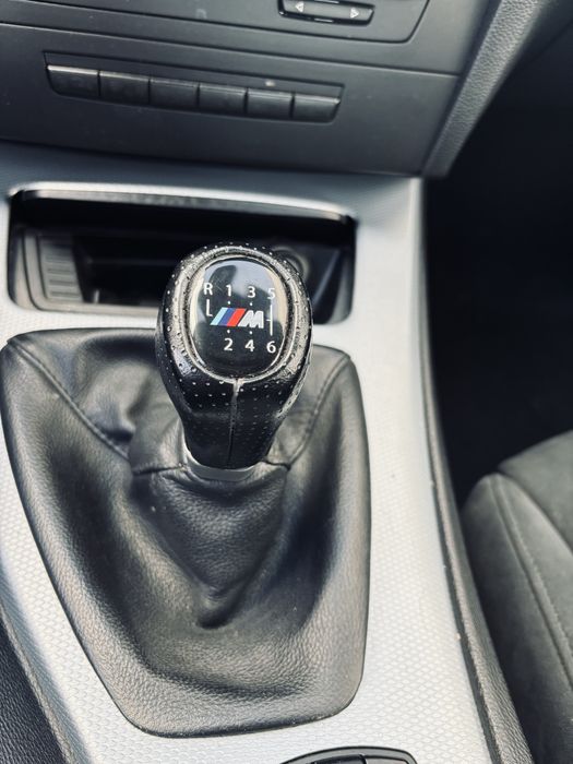 BMW 318D 143cv 2010