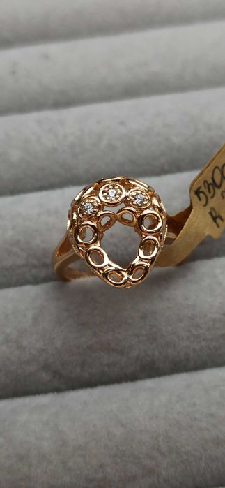 Złoty pierścionek, stal chirurgiczna