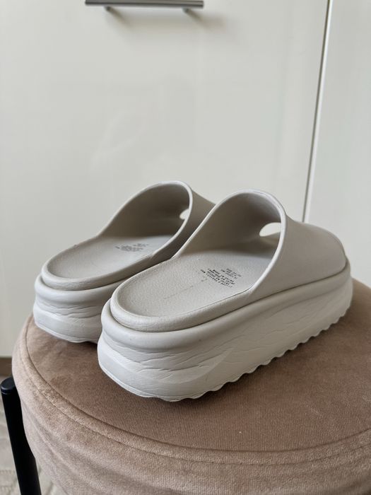 Шлепанці шлепки H&M