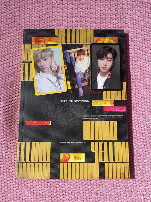 Stray Kids Yellow Wood Album RESERVADO