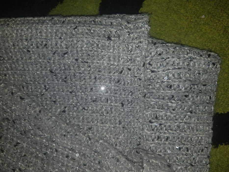 Śliczny sweter roz .L Primark