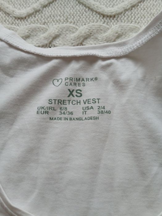 Basicowa koszulka na ramiączkach Primark rozm. XS