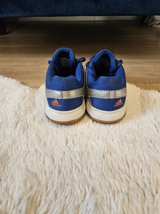 Buty adidas sznurowane chłopiec 31