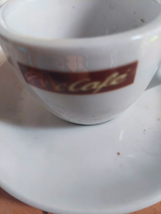 4 chavenas de café