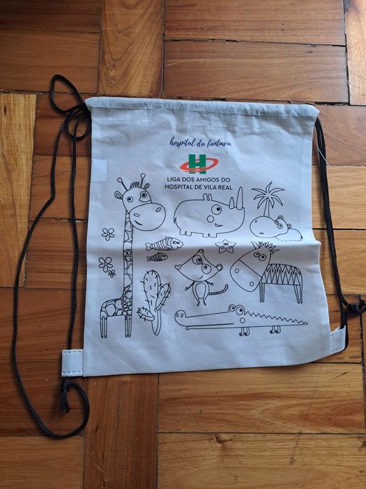 3 sacos reutilizáveis novos