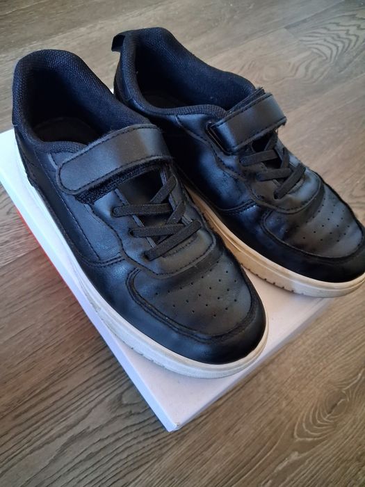 Взуття 34 розмір (21 см. устілка)