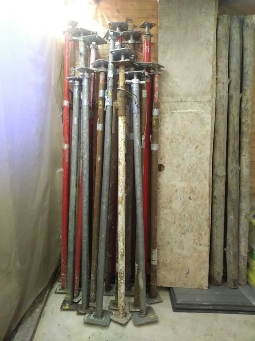 Stemple podpory budowlane