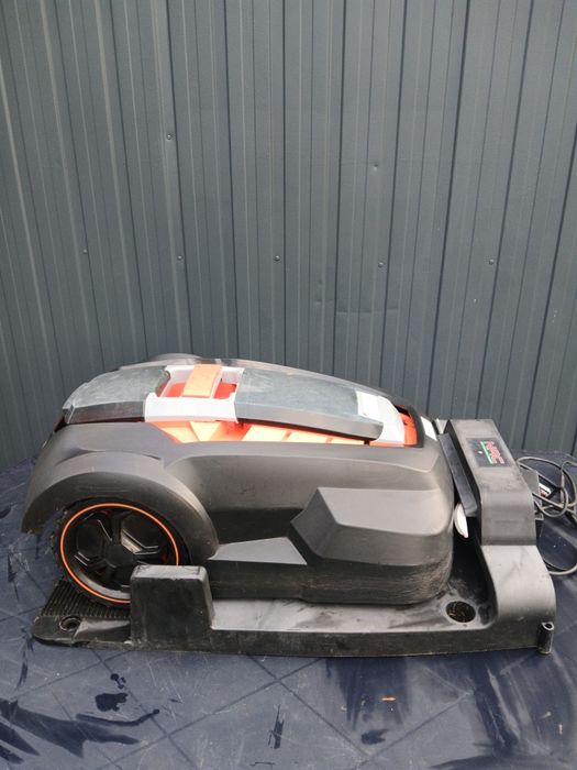 Robot koszący NAC rlm 1500 G2