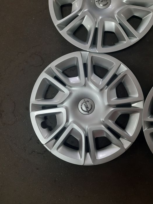 (22) Kołpaki 16" - Opel