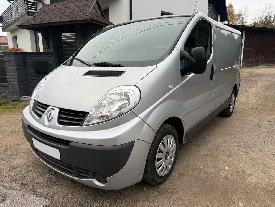 Renault Trafic 2.0DCI L1H1 Fabrycznie bez DPF Serwis Klima Navi Piękny