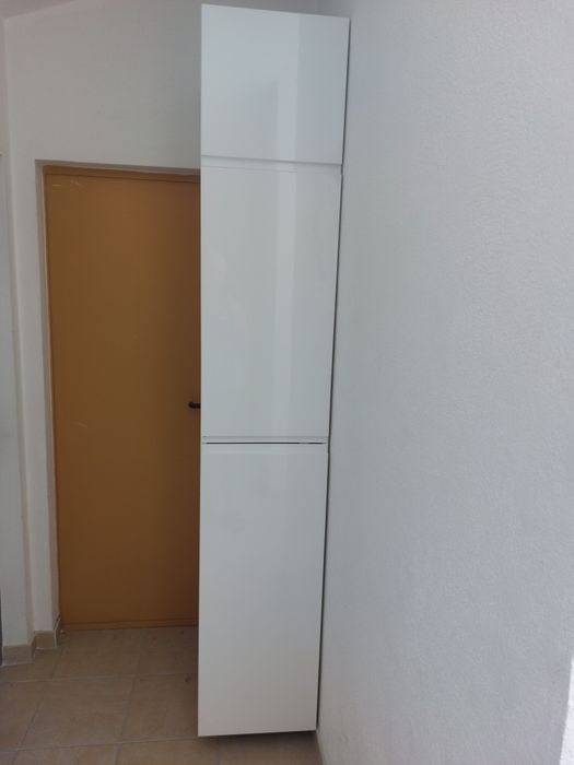 Movel branco arrumação