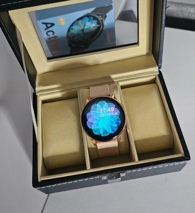 Smartwatch okrągły złoty