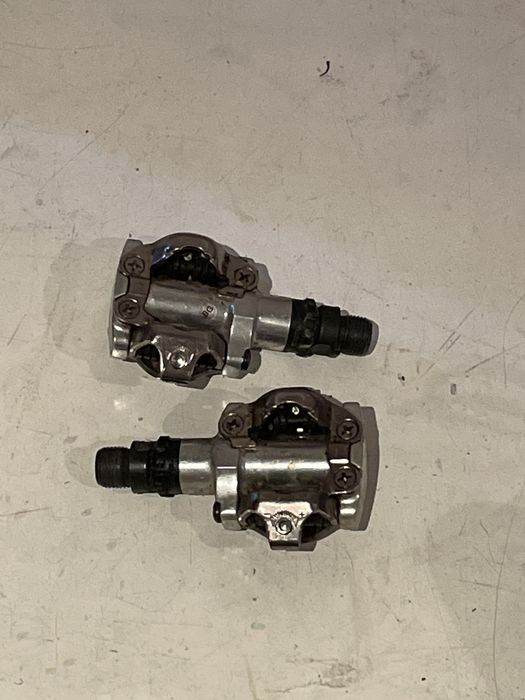 Pedais de encaixe shimano