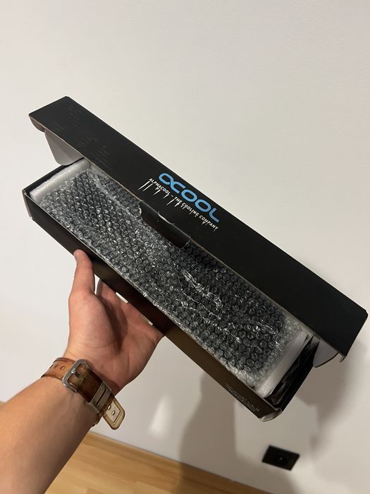 Sprzedam 3x chłodnice Alphacool NexXxoS XT45 Full Copper 360 mm do customowego chłodzenia wodnegо.