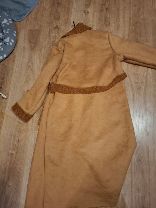 Piękny kożuszek rozmiar M/XL made in italy