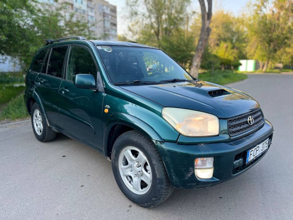 Продам Toyota RAV 4 , D-4D мотор дизельный внедорожник