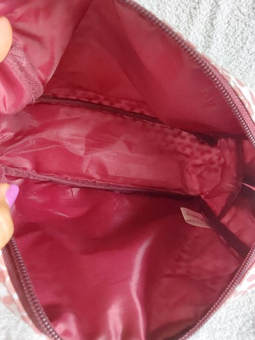 Kosmetyczka duża podróżna Nowa