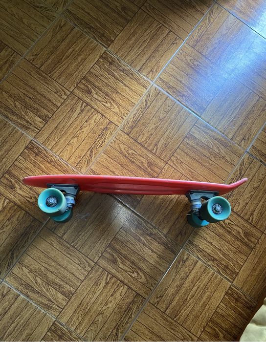 Skateboard Vermelho