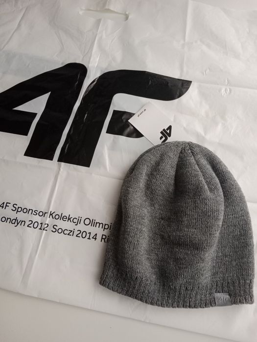 Czapka 4F nowa uniwersalna