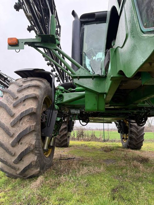 Обприскувач John Deere 4930
