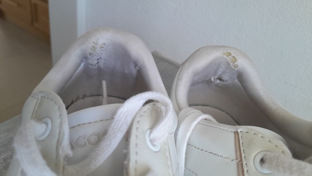 Białe trampki sneakersy Lacoste r.39 stan dobry