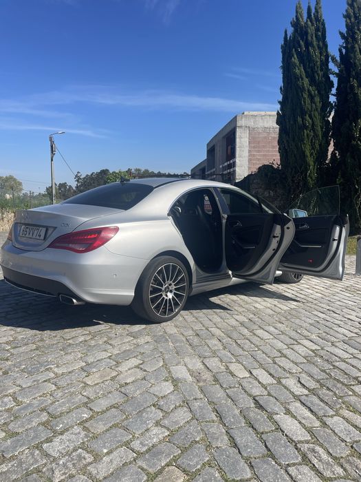 Mercedes CLA 220 CDi - Teto panoramico