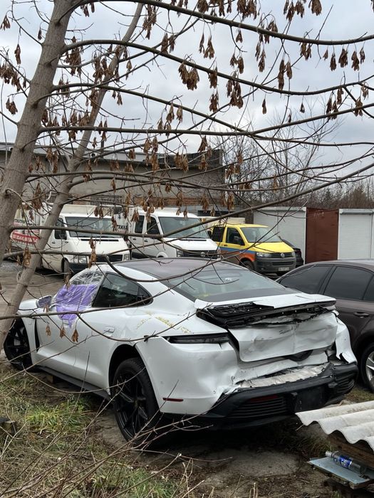 Розборка Porsche Taycan 4S