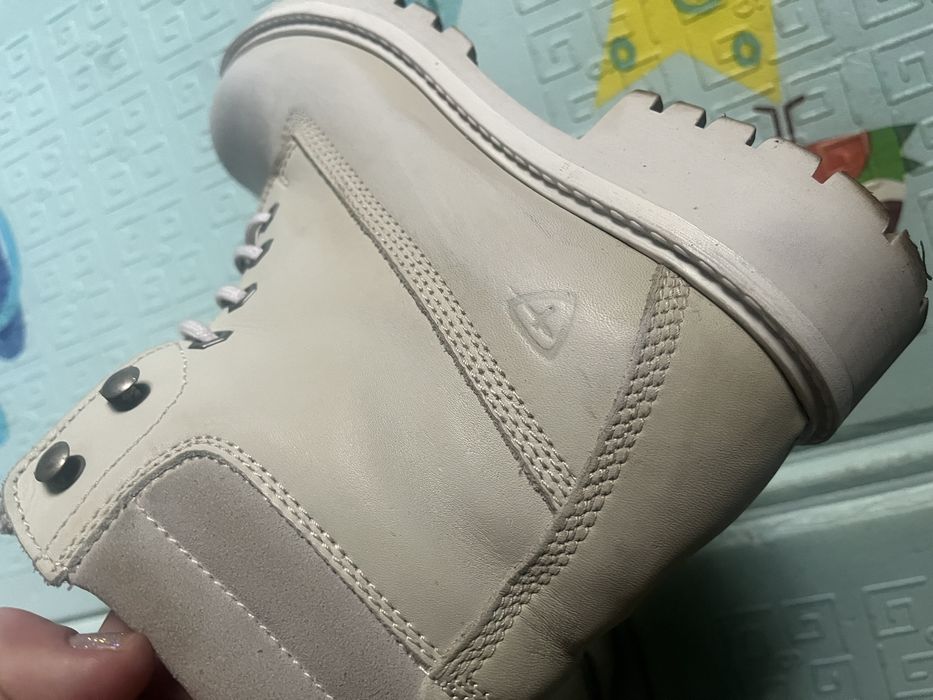 Ботинки tamaris 39-40