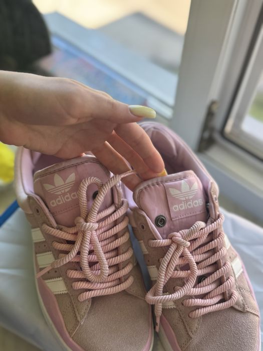 Adidas campus x Bad bunny