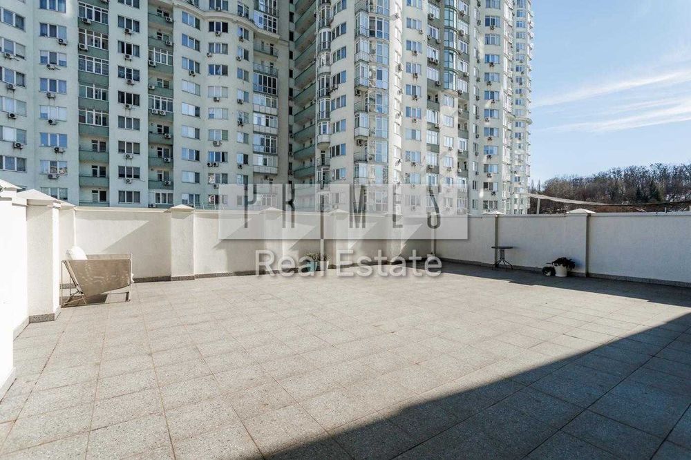 Продам дизайнерську квартиру ЖК Смарагдовий Изумрудный Пори року