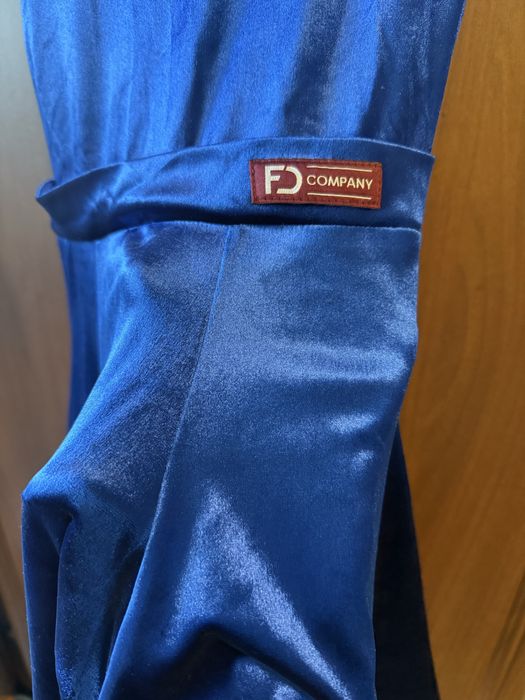 Продам танцевальное платье