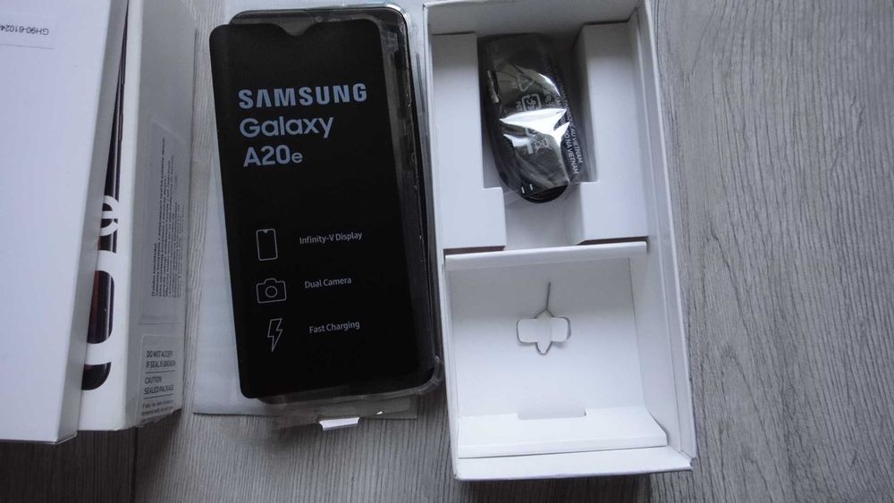 Samsung Galaxy A20E Sm-A202Fn/Ds 32/3Gb
