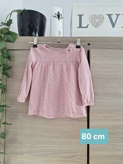 Różowa bluzka haftowane kwiaty 80 cm
