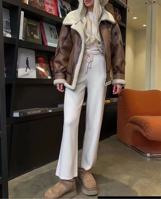 Жіноча дублянка-косуха з еко-хутром