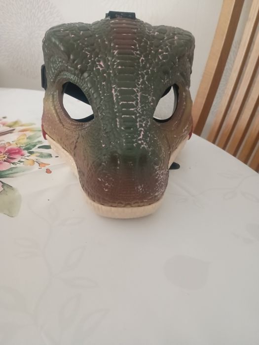 Maska dinozauraa